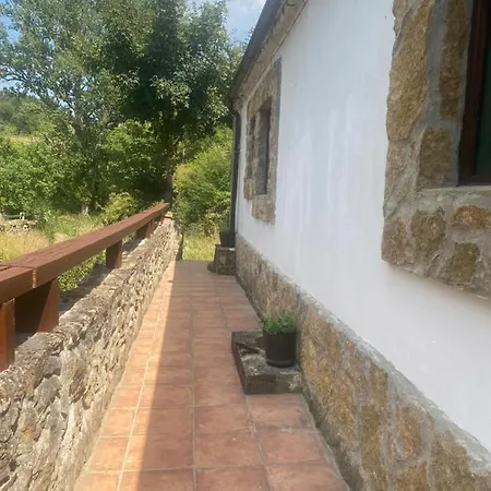 Casa Del Rio De Lindascasas, Petfriendly *